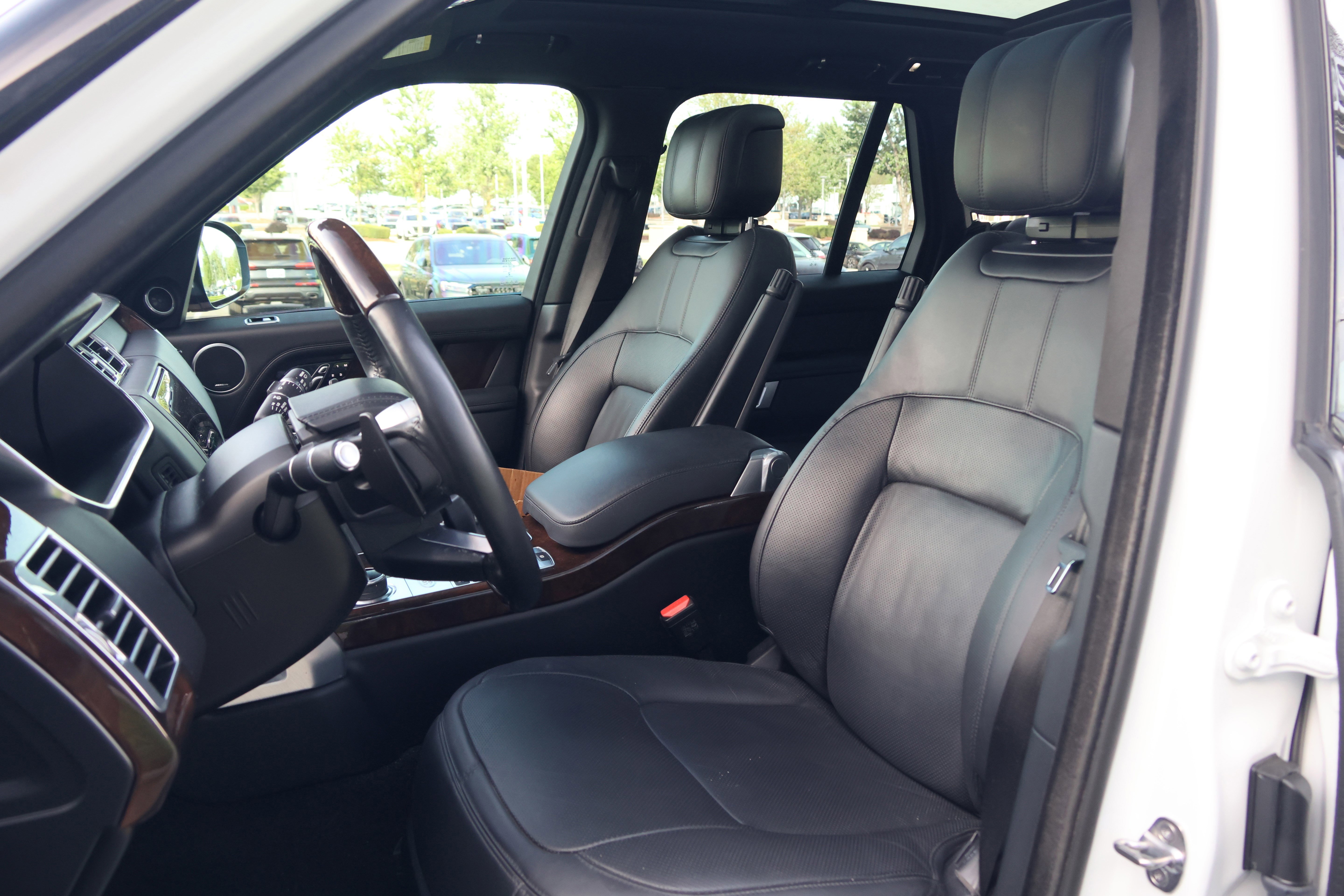 Used 2022 Land Rover Range Rover Westminster Edition AWD/4WD image 31