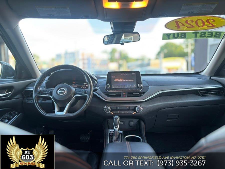 Used 2024 Nissan Altima 2.5 SR FWD image 10