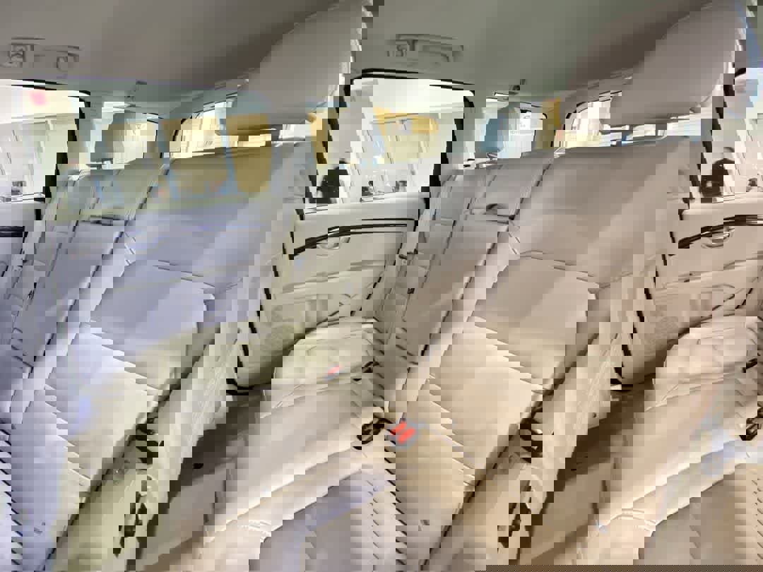 Used 2016 Volvo XC70 T5 Premier w/ Proximity Package image 26