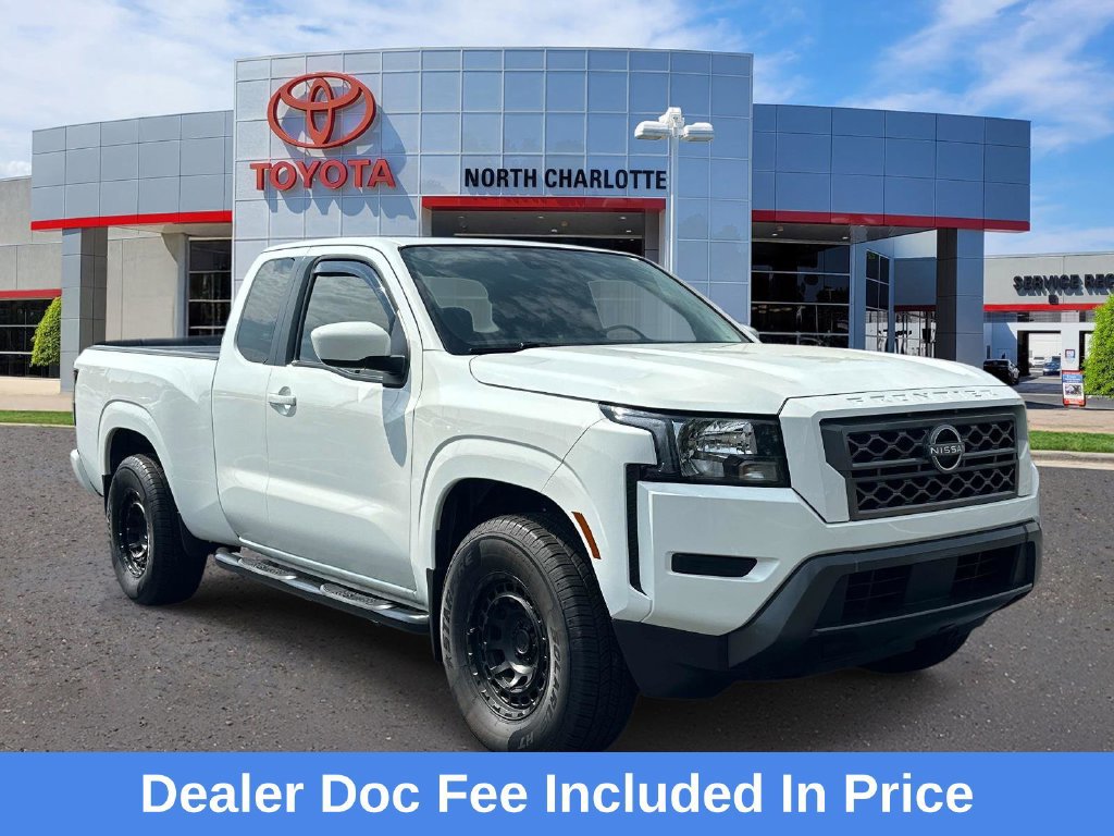 Used 2024 Nissan Frontier SV