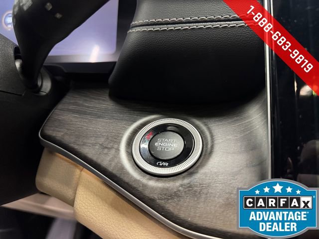 Used 2023 Jeep Grand Cherokee Limited w/ Luxury Tech Group II image 21