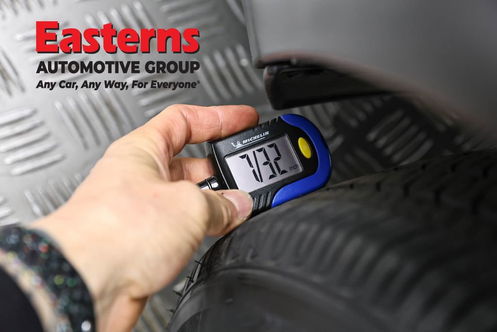 Used 2021 Nissan Kicks S image 26