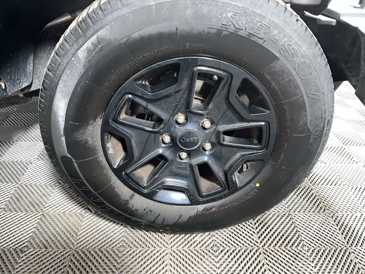 Used 2017 Jeep Wrangler Sport AWD/4WD image 10