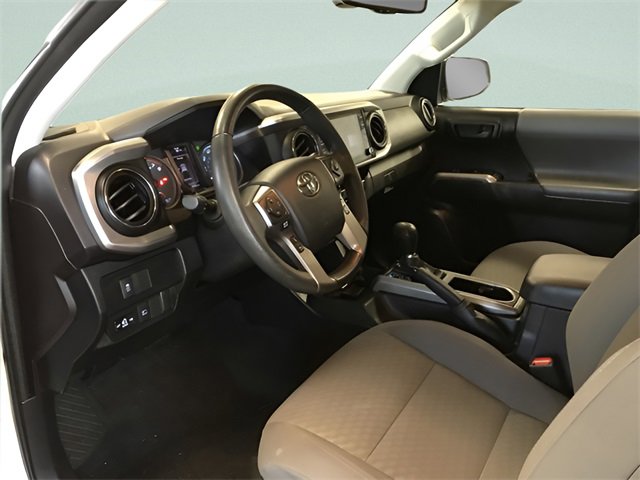 Certified 2020 Toyota Tacoma SR5 image 11