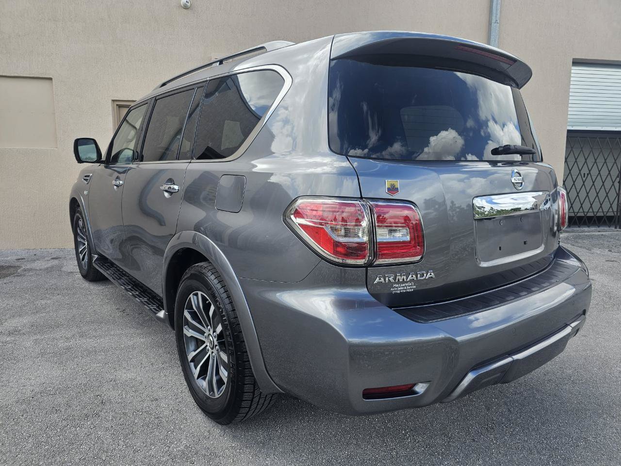 Used 2019 Nissan Armada SL w/ Premium Package RWD image 6
