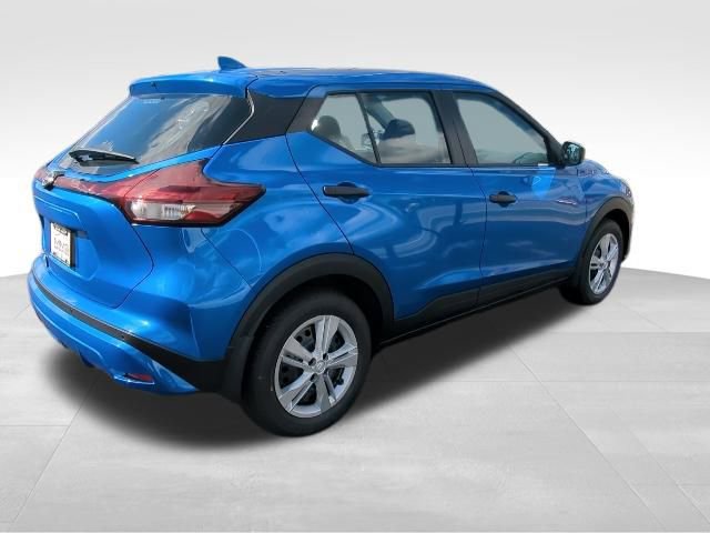 New 2025 Nissan Kicks Play S FWD image 7