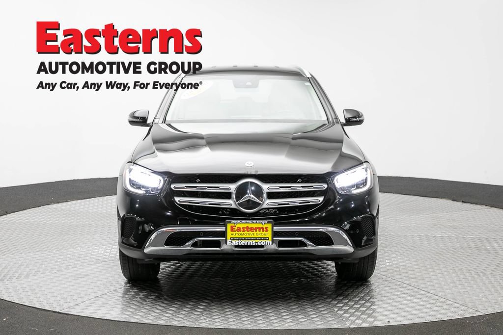 Used 2022 Mercedes-Benz GLC 300 4MATIC w/ Premium Package Lite image 2