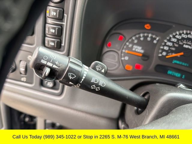 Used 2003 Chevrolet Avalanche 4x4 w/ Suspension Package, Off-Road image 22