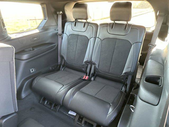 New 2025 Jeep Grand Cherokee L Altitude RWD image 23
