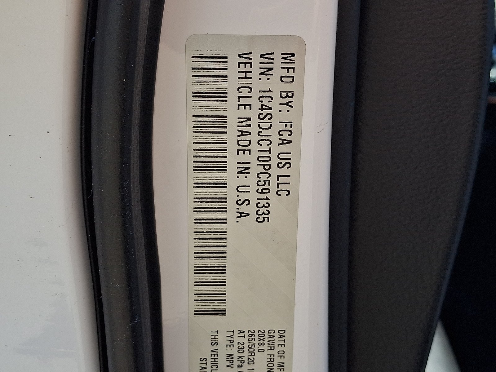 Used 2023 Dodge Durango R/T AWD/4WD image 27