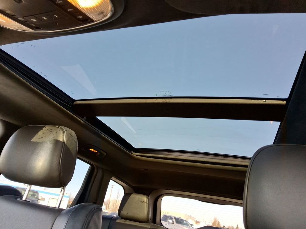 Used 2015 Jeep Grand Cherokee Summit w/ Platinum Series Group image 17