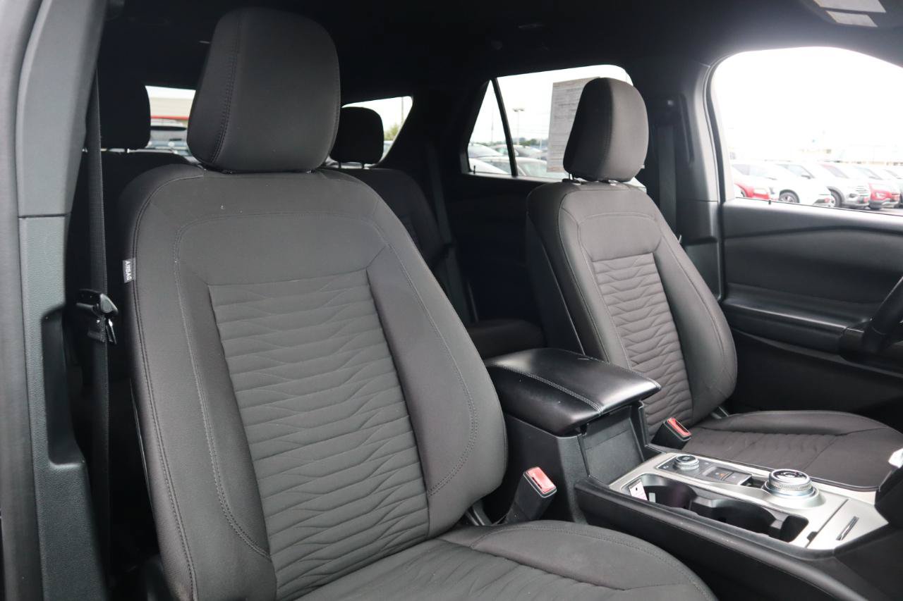 Used 2020 Ford Explorer XLT AWD/4WD image 37