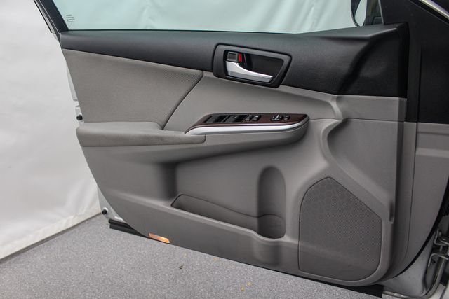 Used 2012 Toyota Camry XLE FWD image 26
