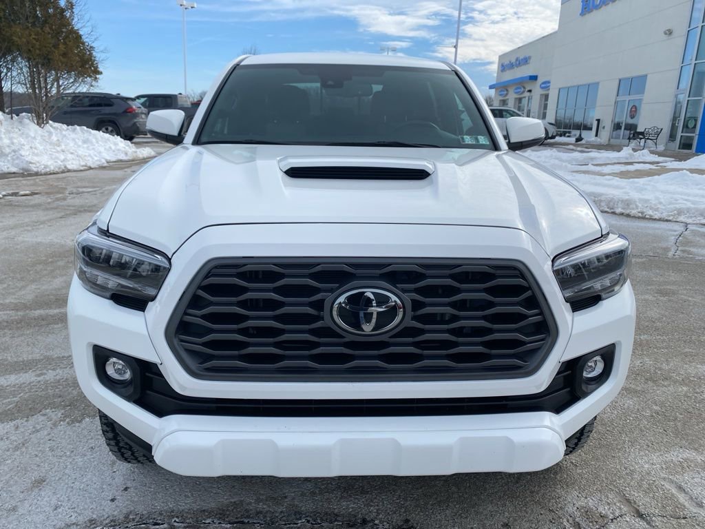 Used 2023 Toyota Tacoma TRD Sport w/ Technology Package image 8