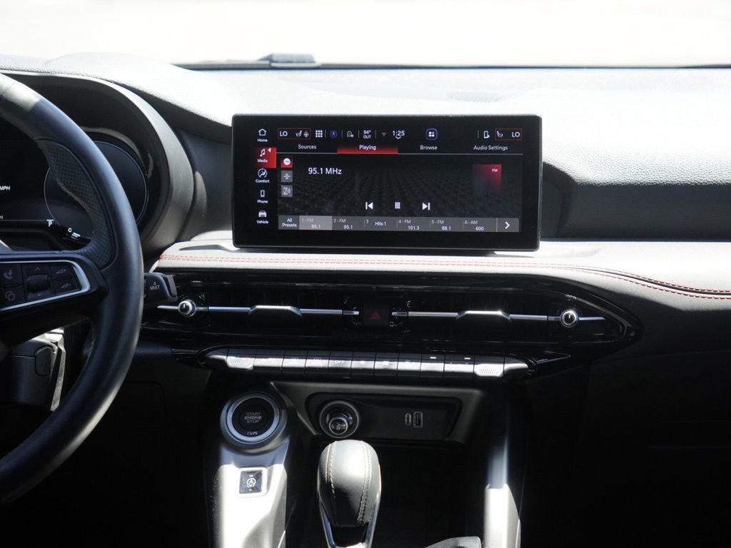 Used 2024 Dodge Hornet GT image 27