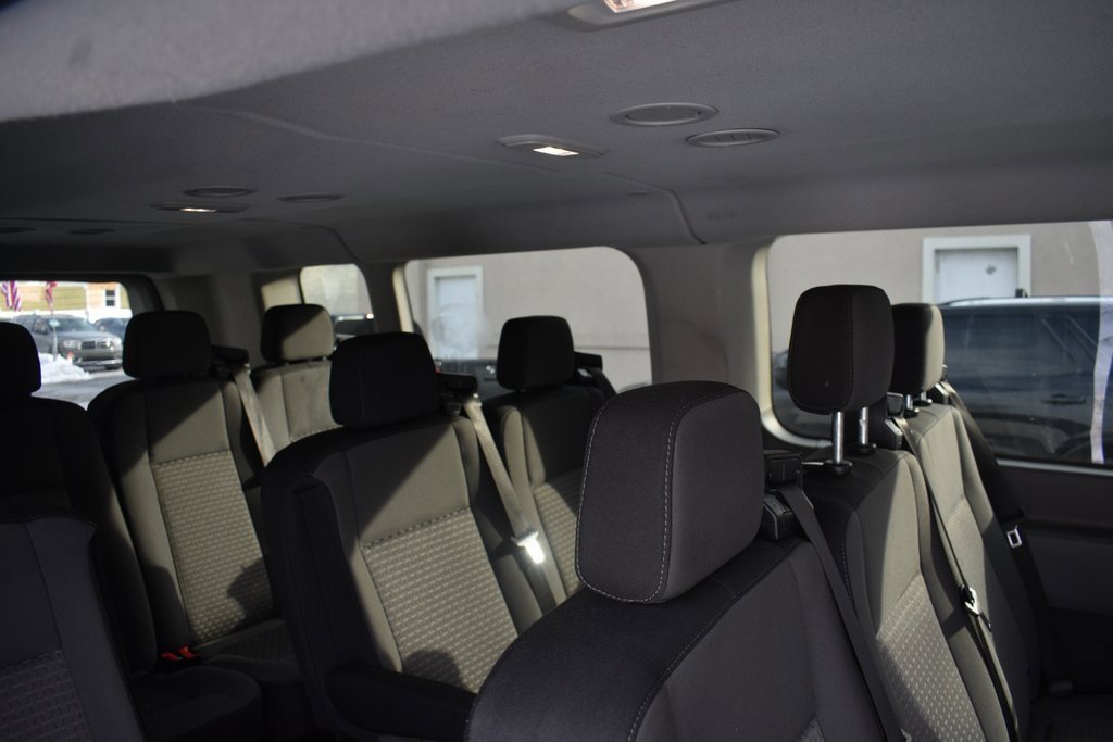 Used 2023 Ford Transit 350 XLT image 37