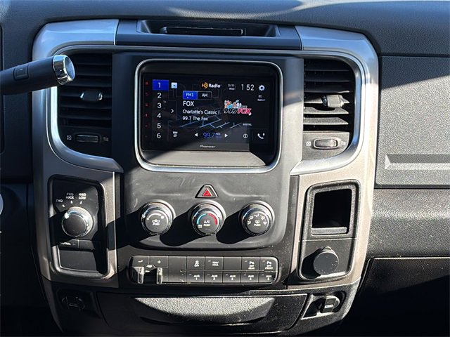 Used 2018 RAM 3500 SLT w/ Luxury Group image 23