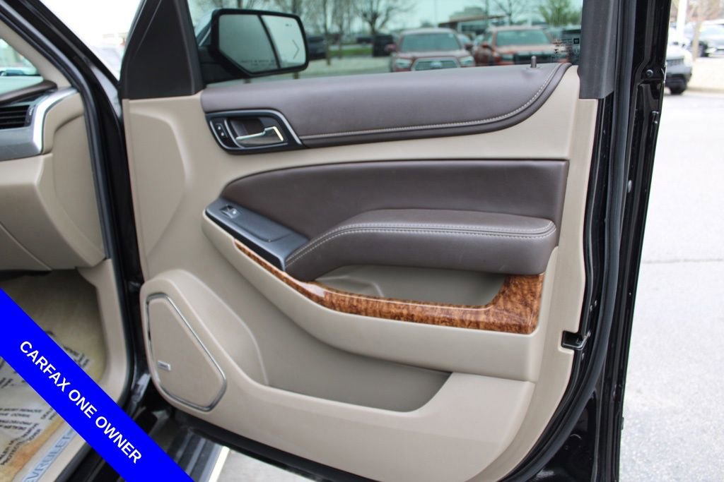 Used 2017 Chevrolet Suburban Premier image 23