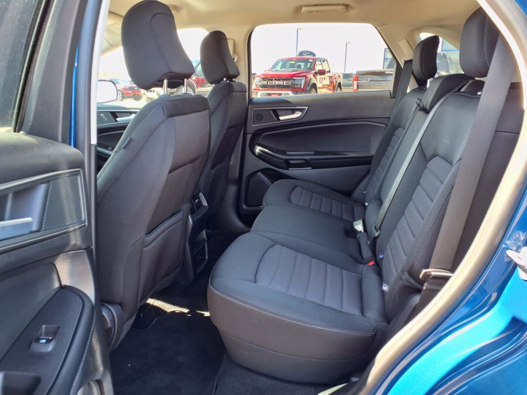 Certified 2024 Ford Edge SE w/ Black Appearance Package image 21