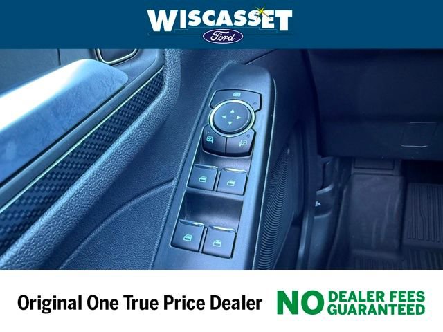 Used 2025 Ford Escape ST-Line w/ Cold Weather Package image 22