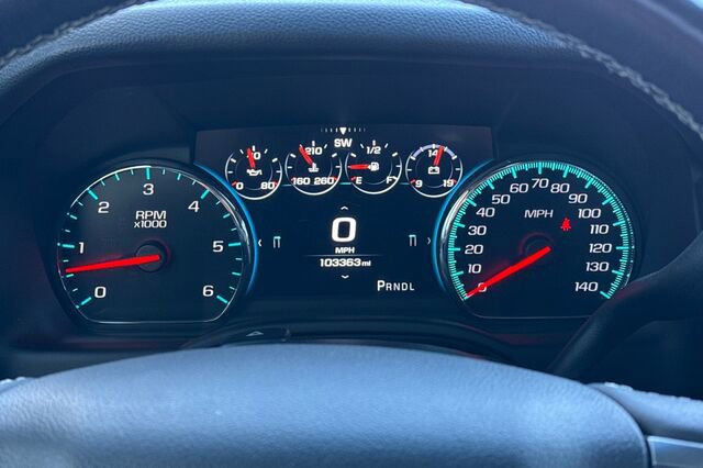 Used 2018 Chevrolet Tahoe Premier w/ RST 6.2L Performance Edition AWD/4WD image 25