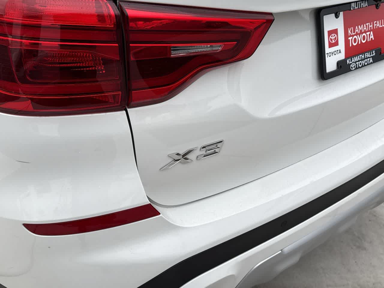 Used 2019 BMW X3 xDrive30i w/ Driving Assistance Package AWD/4WD image 9