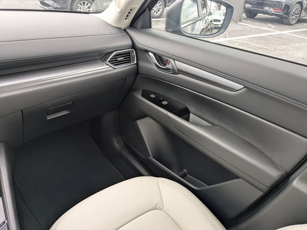 Used 2025 MAZDA CX-5 AWD 2.5 S w/ Preferred Package image 19