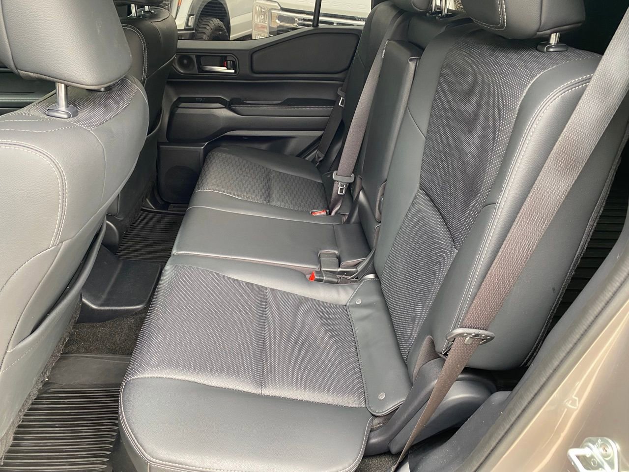 Used 2025 Toyota Land Cruiser image 14