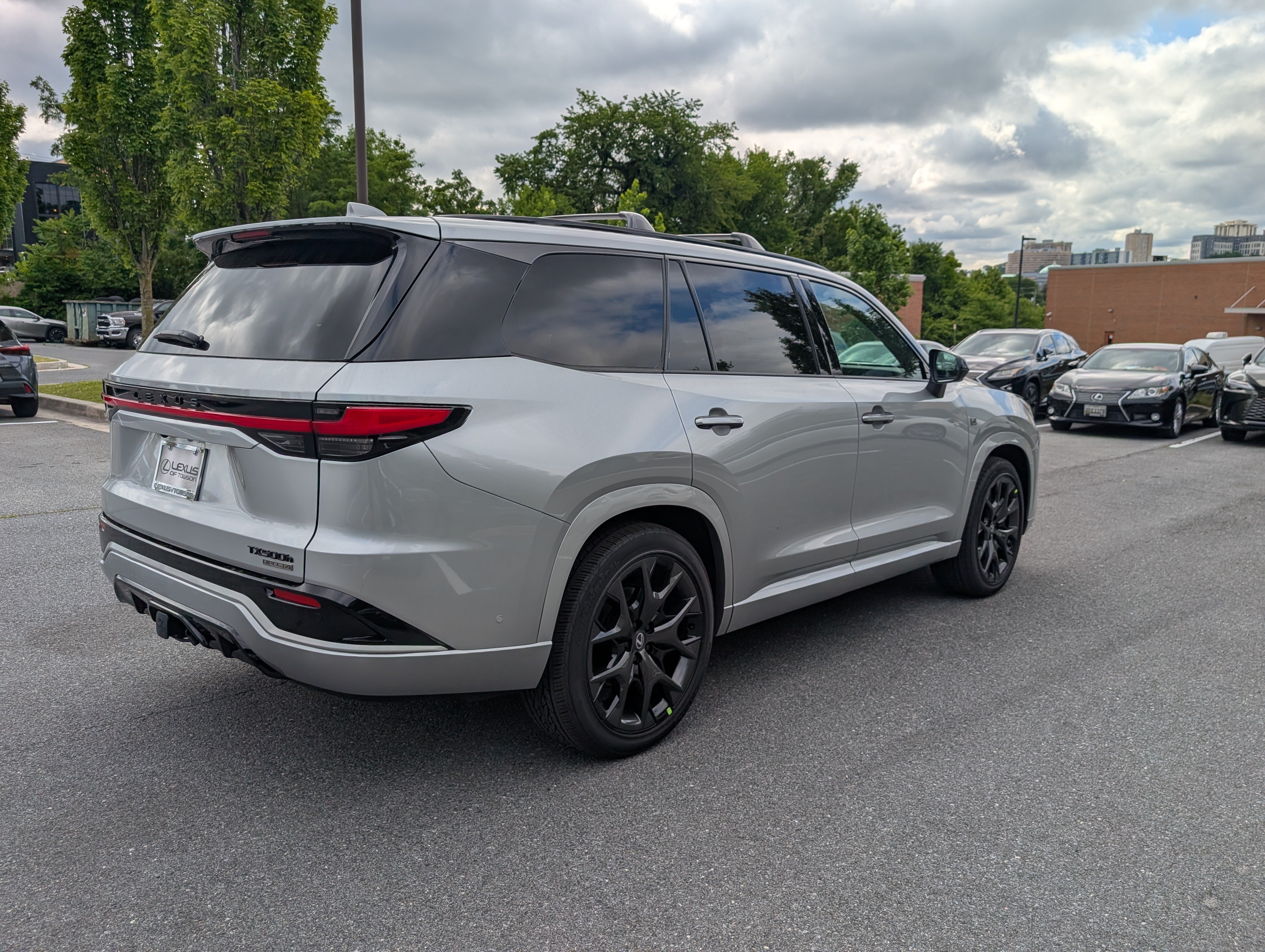 New 2026 Lexus TX 500h AWD image 2