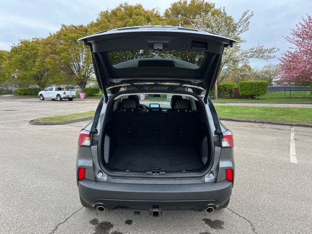 Certified 2022 Ford Escape SEL w/ SEL Stealth AWD Package image 28