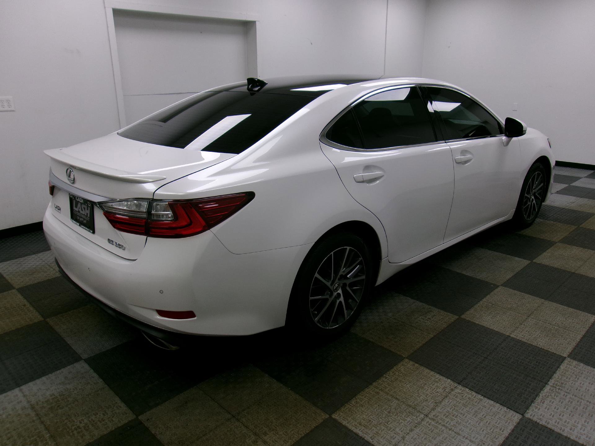 Used 2018 Lexus ES 350 image 12