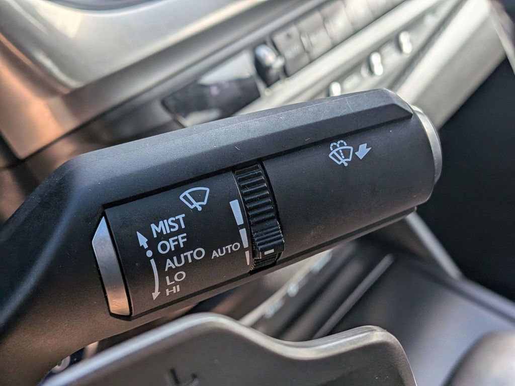 Used 2021 Lexus ES 300h w/ Premium Package FWD image 23