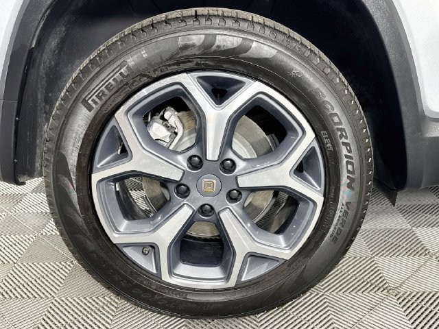 Used 2024 Rivian R1S Adventure Dual AWD/4WD image 28