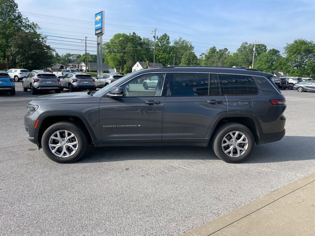 Used 2022 Jeep Grand Cherokee L Limited AWD/4WD image 5