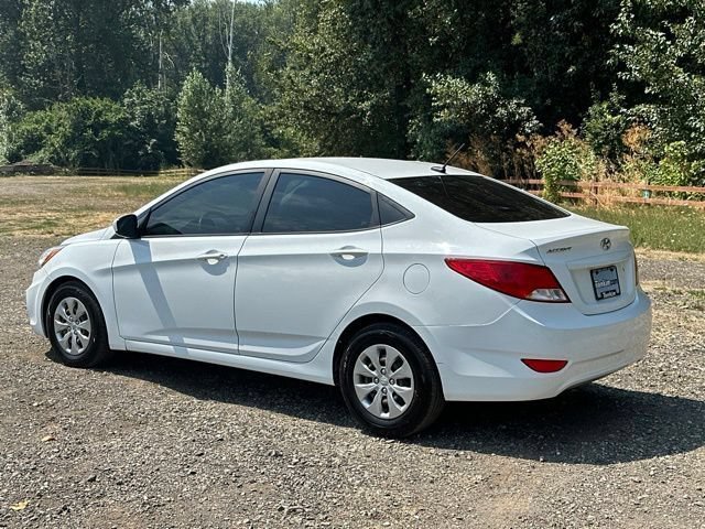 Used 2017 Hyundai Accent SE FWD image 7