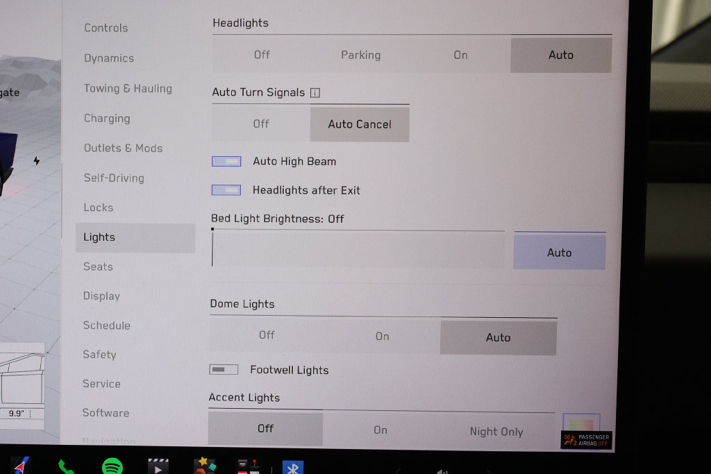 Used 2025 Tesla Cybertruck AWD Crew Cab image 29