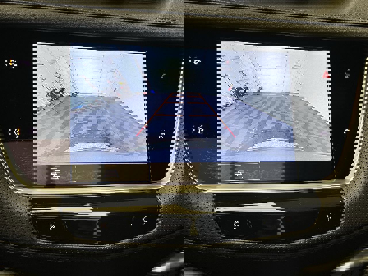 New 2025 Cadillac XT6 Luxury w/ LPO, Floor Liner Package image 5