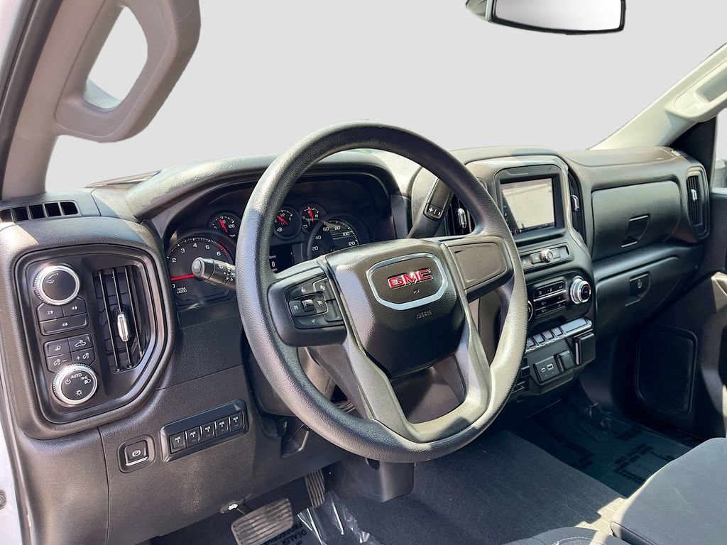 Used 2025 GMC Sierra 2500 Pro w/ 1SA Pro Safety Plus Package AWD/4WD image 9