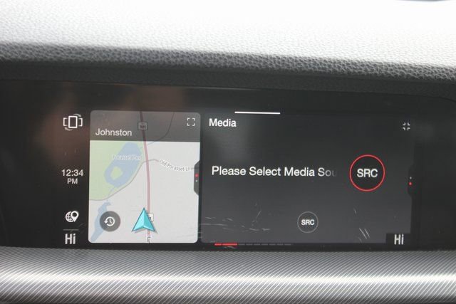 Used 2023 Alfa Romeo Stelvio Veloce image 5