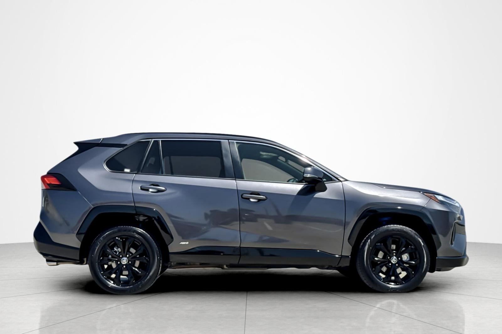 Certified 2025 Toyota RAV4 SE w/ Convenience Package AWD/4WD image 6