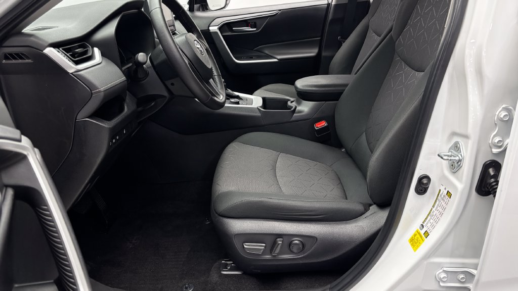 Used 2024 Toyota RAV4 XLE w/ Weather Package AWD/4WD image 12