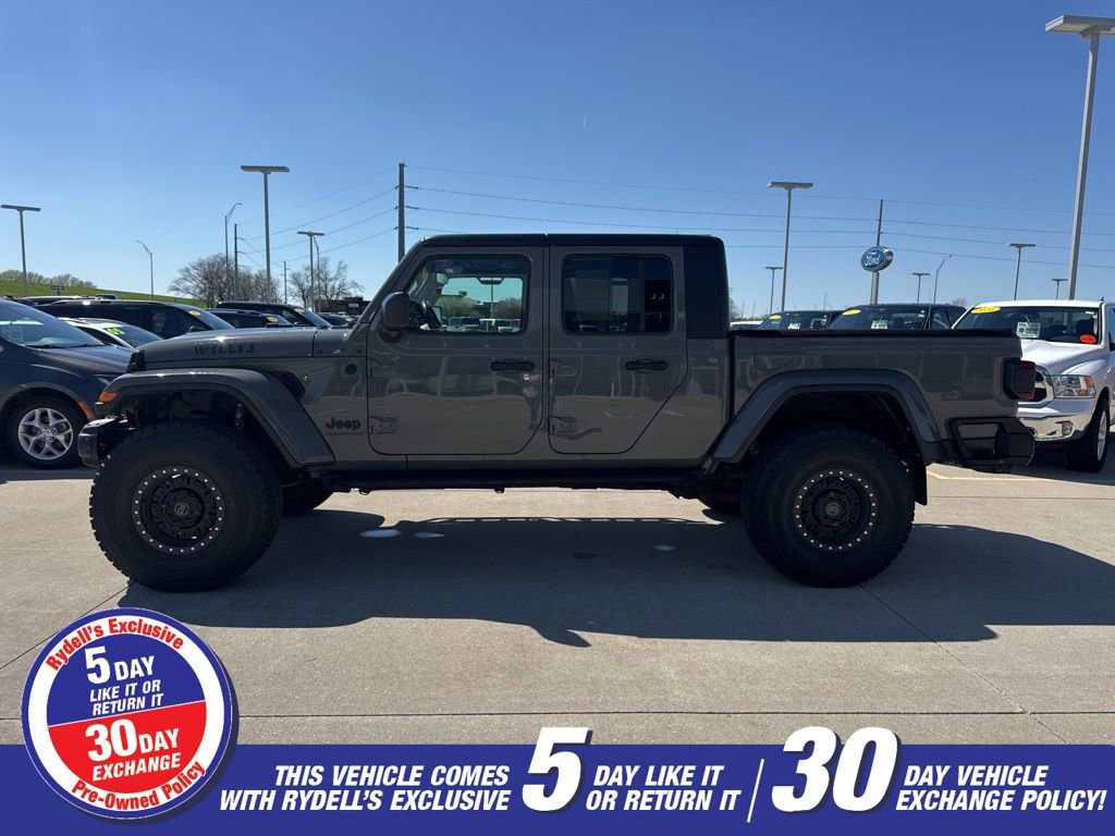 Used 2021 Jeep Gladiator Willys AWD/4WD image 24