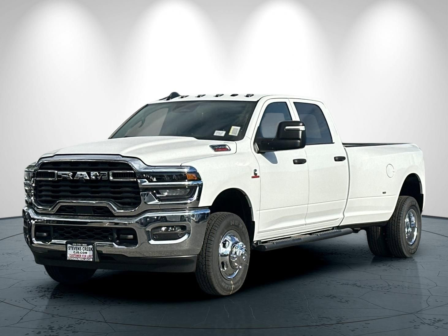 New 2026 RAM 3500 Tradesman AWD/4WD image 8