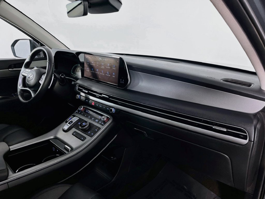 Used 2025 Hyundai Palisade SEL FWD image 34