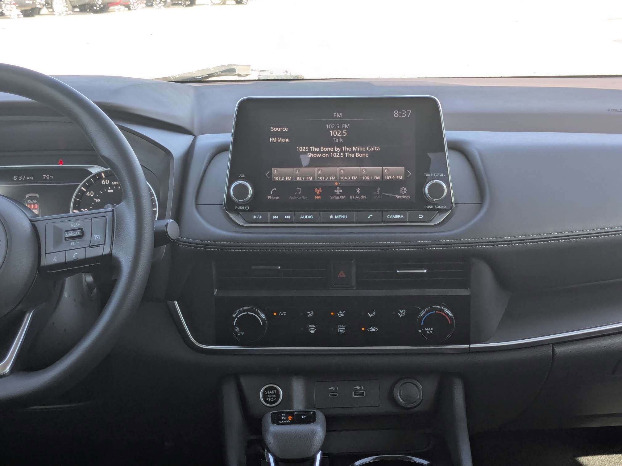 Used 2023 Nissan Rogue S AWD/4WD image 19
