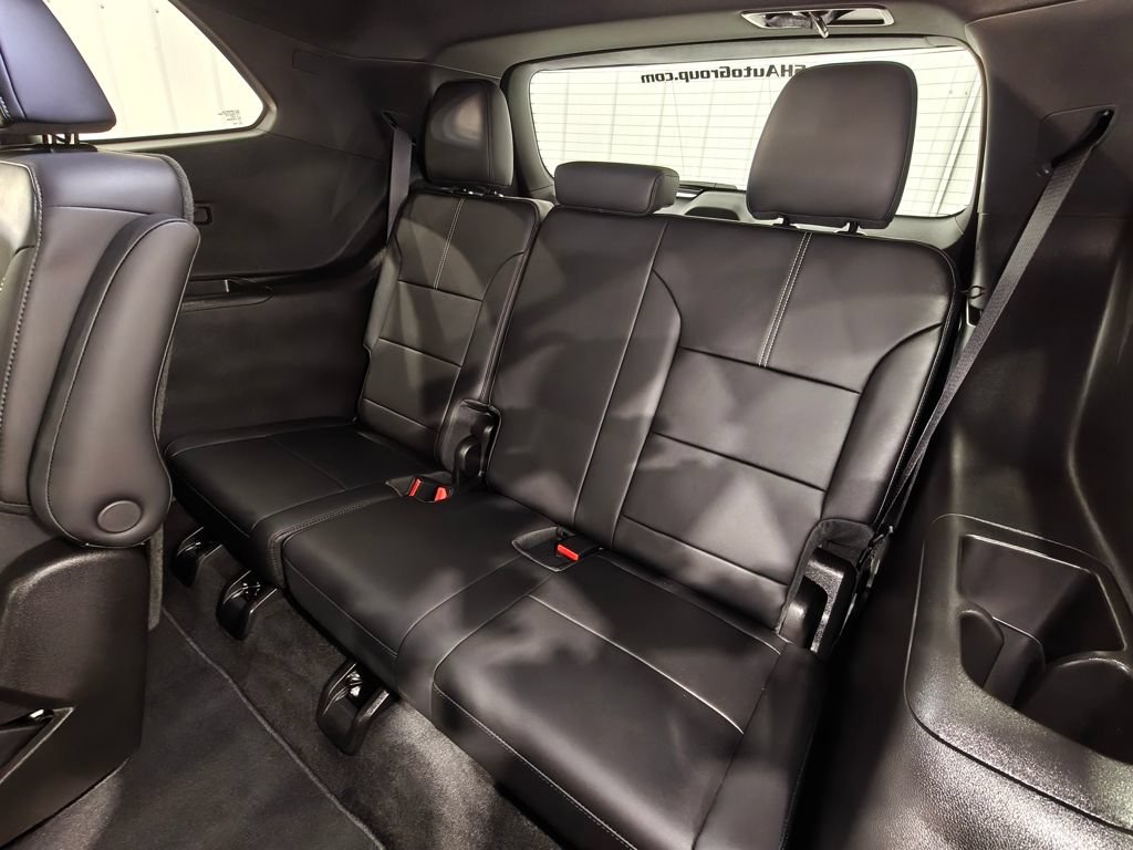 Used 2025 GMC Acadia Elevation w/ Elevation Premium Package FWD image 28