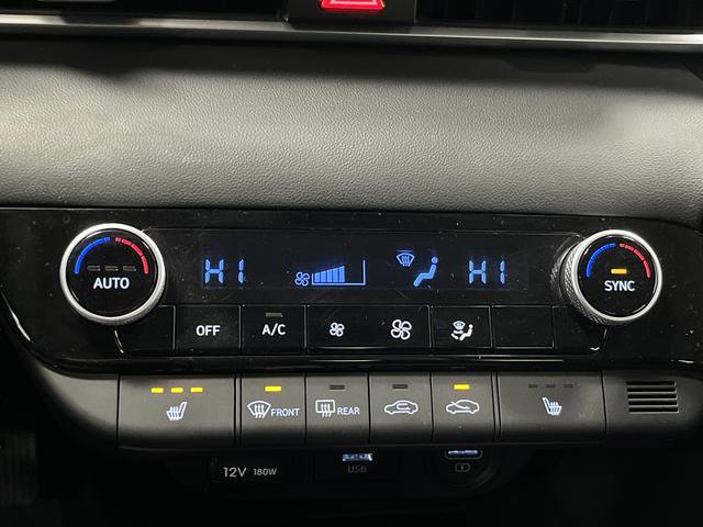 Used 2021 Hyundai Elantra Blue image 17