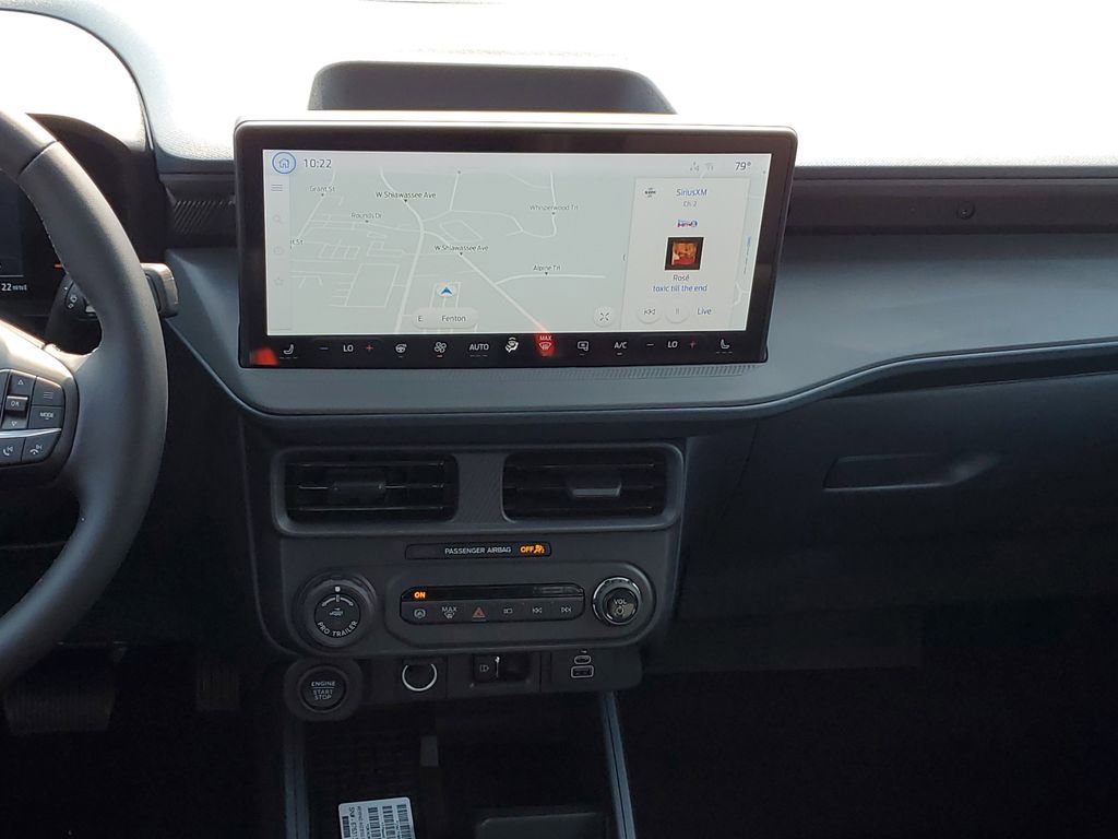 New 2025 Ford Maverick Lariat w/ Black Appearance Package image 29