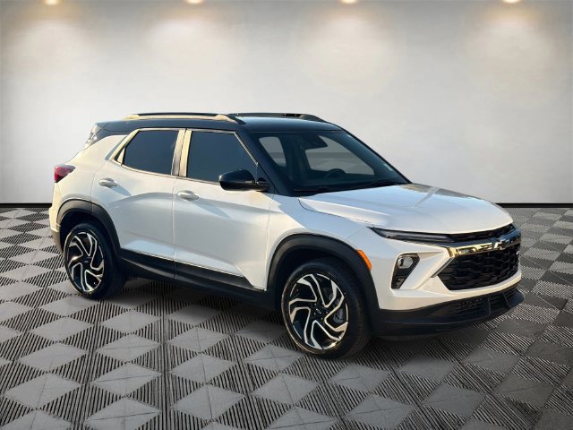 Used 2026 Chevrolet TrailBlazer RS w/ Convenience Package FWD image 4