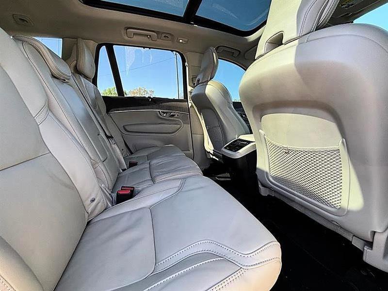 Used 2023 Volvo XC90 B6 Ultimate image 48